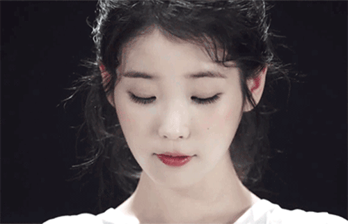 娱乐吃瓜君iu,从幕后推手到明星宠儿”