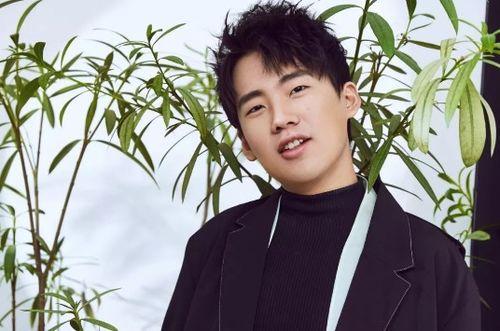 娱乐吃瓜郭麒麟,娱乐圈的“吃瓜达人”