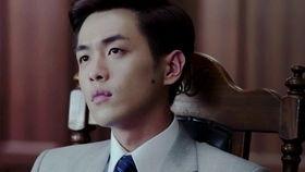 白宇吃瓜娱乐,从爆红到争议，明星之路的起起伏伏