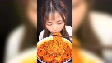 娱乐吃瓜酱天黑,揭秘天黑背后的秘密与真相