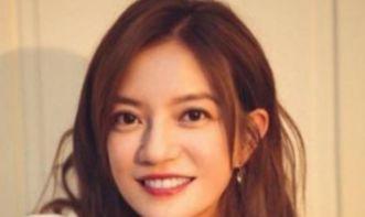 娱乐吃瓜爆料赵薇,从影后到困境，娱乐圈风云人物的人生起伏