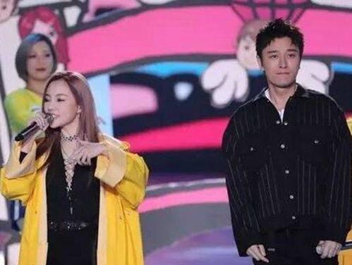 导演娱乐吃瓜直播,娱乐圈幕后那些吃瓜瞬间