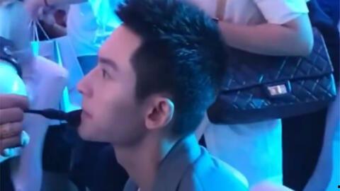 娱乐吃瓜女孩,揭秘吃瓜女孩的欢乐盛宴