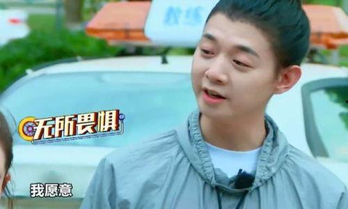 小骆娱乐吃瓜,揭秘娱乐圈吃瓜背后的真相与趣味