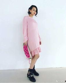 娱乐吃瓜裙,揭秘“吃瓜裙”背后的娱乐风云