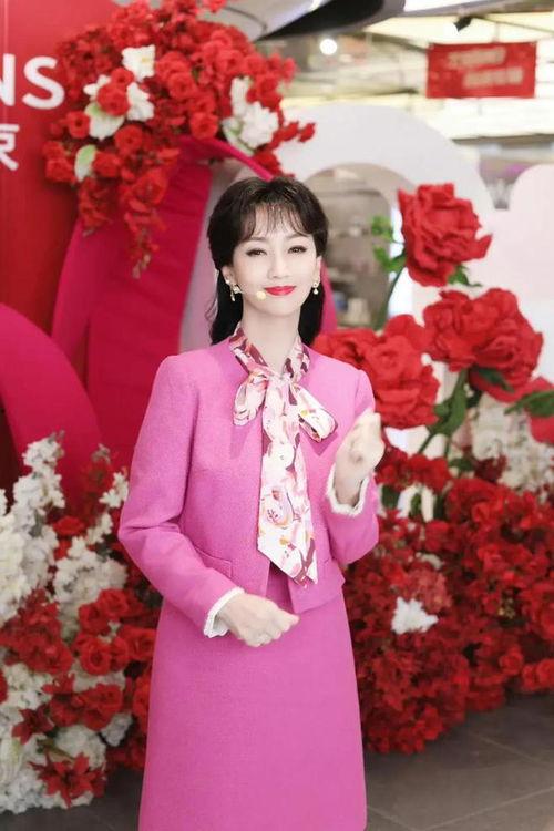 娱乐吃瓜赵雅芝,岁月如歌，娱乐界的常青树